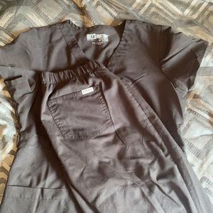 Greys Anatomy Scrub Set